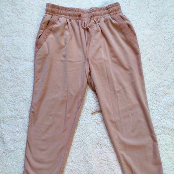 Casual tan lounge pants, women's size M - Picture 1 of 6